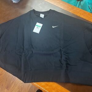 Nike Women’s FTBL Sweatshirt size XL